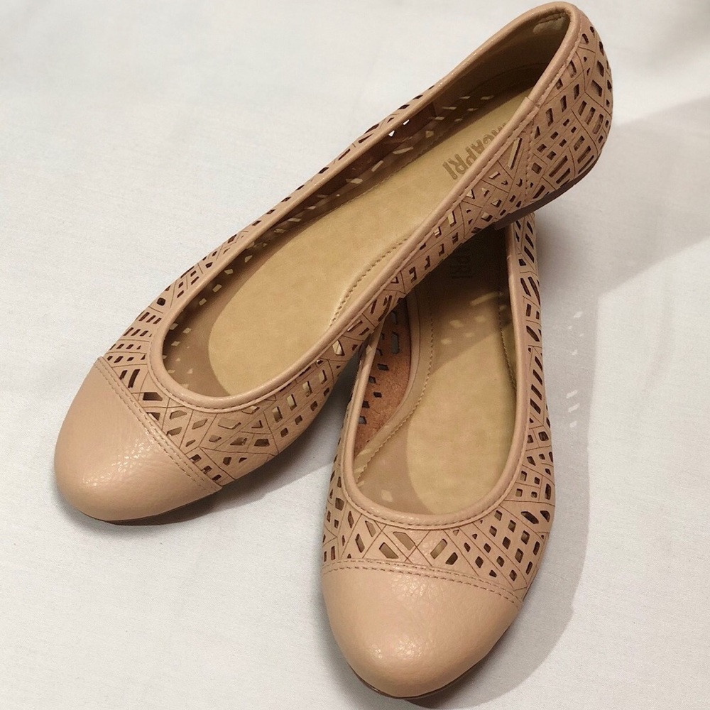SUMMER CLEARANCE Ana Capri Pink Ballet Flats
